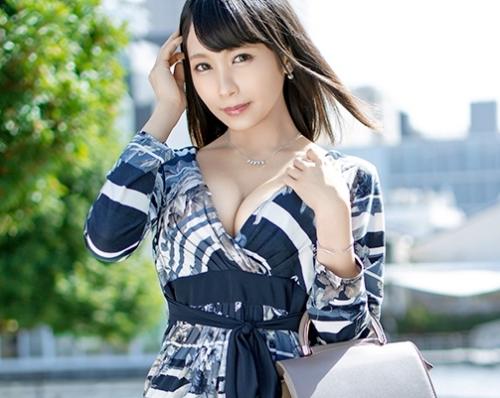 背徳不倫性交！低身長Ｈカップ巨乳「りかさん 24歳 独身 ピアニスト」は、音大在学時代の恩師と秘密の関係！