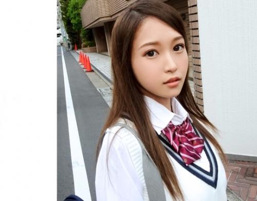パイパンまんこ中出し！色白巨乳ギャルが、おっぱいパブ体験、オジサンのテクに感じ始め、生でヤラれてしまう！