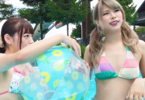 プールでナンパ！プールで遊んでいる水着美女を発見、キャバ嬢をしているふたりをホテルでの飲みに誘う！