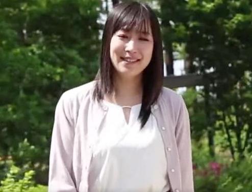 全国エロ人妻・東京都町田市！「美月さん 31歳 結婚3年」年上の旦那さんが淡白で物足りないそうです！