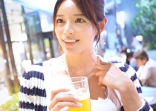 鍛えられた完全美ボディ、現役キャビンアテンダント「るるちゃん26歳」は本カノになりたくて、生ハメＯＫ！