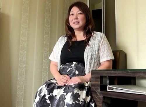 五十路熟女中出し！巨乳デカ尻ぽっちゃりボディ「カオルさん 50歳」太った熟女の性欲はガチで強烈！