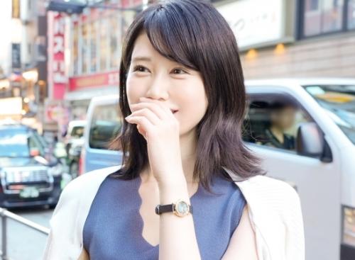西武新宿駅前で見かけた、タイトなスラックスがお似合いの女性をナンパ「まみさん 27歳 ＯＬ」