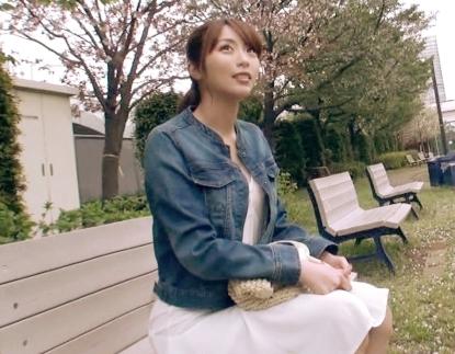 一般素人女性募集！女優の桐谷○玲に似ているとよく言われる「りほさん22歳」ＡＶ男優とセックスしたくて応募してきました！