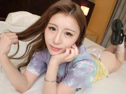 お洒落な白ギャルがＡＶ体験撮影！モデル系フェイスの「ゆりなちゃん20歳」は、むちゃくちゃにされたいドＭ願望の持ち主！