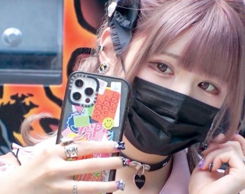 大量潮吹き・ぴえん系女子！頭とお股が程よく緩い「はるぴ」ちゃん、オジで稼いだお金をホストに貢ぐ！