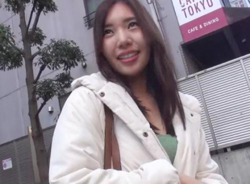 Ｆカップ巨乳・グラマラス個撮モデルと生ハメはめ撮り！「さゆりさん28歳」はイベントコンパニオンをしている美女！