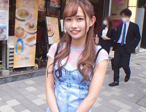 原宿でマジック披露ナンパ！興味を持ってくれたのは、美脚で可愛いおしりの「てんちゃん 20歳」