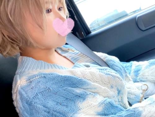 ショートカット金髪ギャルの「まこちゃん」はミニマムボイン、ちび巨乳ギャルとデレデレ甘ナマ性交！
