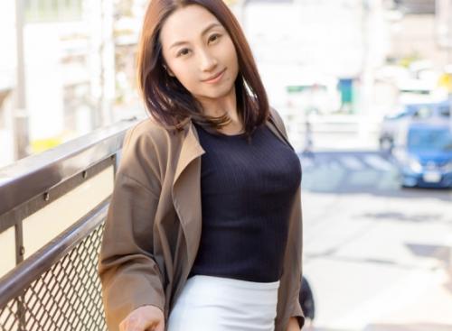 全国エロ人妻・出張ハメ撮り！東京都北区赤羽駅で待ち合わせた、美人な「さゆきさん 37歳」はドＭだった！