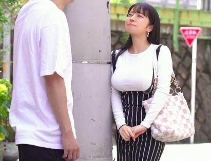 Ｉカップ巨乳女子大生の「のあちゃん 21歳」は遊ばれているだけと解っていても、生でヤラせるイイ女！