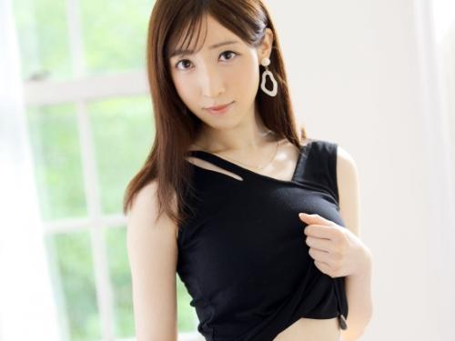 スレンダーな美人女医がＡＶ応募出演！普段からＡＶを観ることが多く、いつか自分も出演したかったそうです！