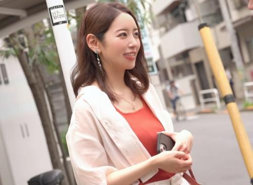 狙った男は全部欲しいチョイ悪お姉さん！「みさきさん28歳」は、一人や二人の男では満足できない女！