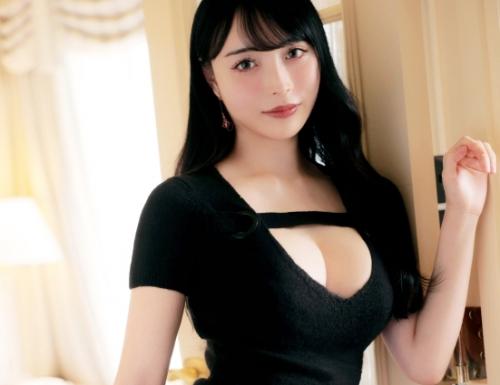 最高の容貌を持つ、黒髪ロングの上品で知的なエロいお姉さん「いずみさん 27歳 社長秘書」