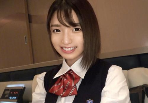 アイドルフェイスの美少女とハメ撮り！清楚でショートカット、制服美少女の「めいちゃん」！
