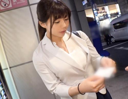 仕事帰りのお姉さんナンパ！通信会社の営業職の「結衣さん 25歳」警戒しながらもインタビューに答えてくれました！