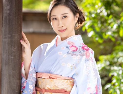 和服が似合う美熟女「冨永ののか」の、おもてなし性交！才色兼備の極上美女が着物で悶絶ご奉仕！