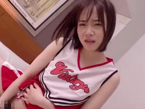 チアガールコスでハメ撮りセックス！まおちゃん19歳とオジサンのデート、まおちゃんがハメ撮りしてみたいと言い出した！