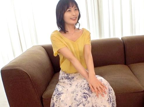 美人介護士がＡＶ体験撮影！仕事が忙しく男性との接触が無い「真優さん 33歳」寂しさに耐えきれずやって来ました！