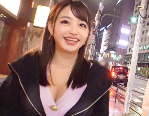 六本木でナンパした巨乳美女「ゆいなちゃん 21歳」は、潮吹き体質の敏感お姉さんだった！