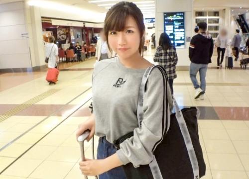 空港でナンパ開始！ポニーテールと、短めのデニムスカートの「麻衣ちゃん 19歳」は北海道から上京して来ました！