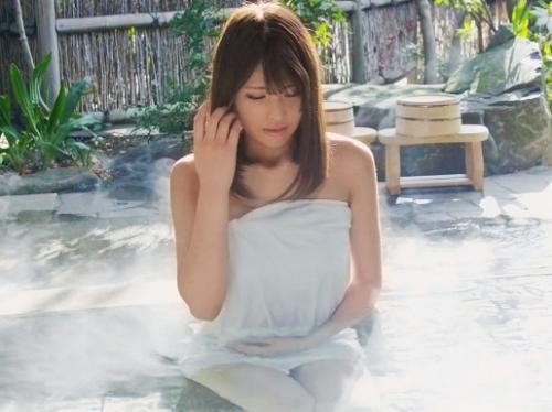 温泉宿ＮＴＲ計画！何も知らない、美人なお姉さん「せなさん」に寝取り男が接近！
