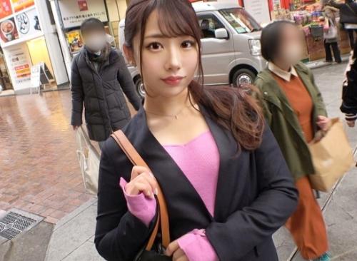 お仕事中のお姉さんナンパ！ピチッとしたパンツスーツを着ていた「えりかさん 22歳 美容関係の営業」にインタビュー！
