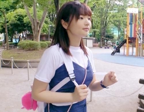 「私、犬になりたいんです」ぶっ飛んだ理由の美少女がＡＶ出演応募！「めいちゃん 20歳」に首輪を装着し撮影が始まる！