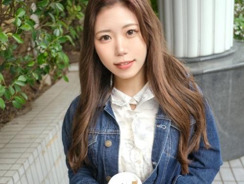 素人娘ＡＶ体験撮影！某アイドルに似ている21歳の美容師のましろさん、服を脱がさたらＧカップ巨乳だった！