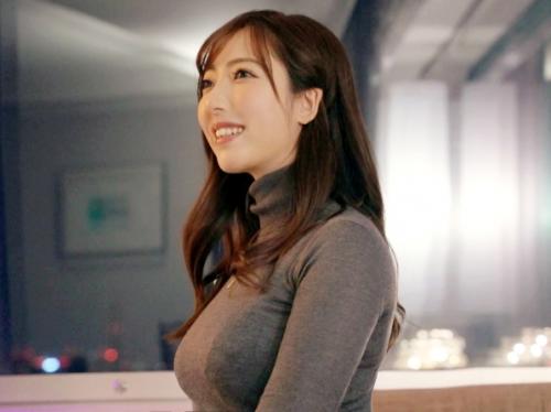Gカップ巨乳むっちり豊満ボディの秘書さんがＡＶ出演！「君塚日向さん 30歳」が募集を見かけて応募してくださいました！
