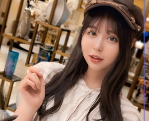 長身美脚の元カノとホテルでハメ撮り！久しぶりに会った元カノは、エロカワな感じに成長してた！