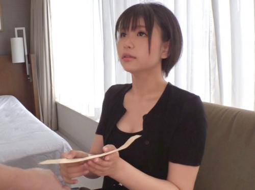 Ｈカップ巨乳ＪＫ中出し！長身でショートカット「あかりちゃん」は、高偏差値の優等生！