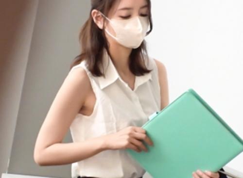 塾講師の美人先生と生ハメ性交！スレンダー美ボディの「かんなさん」は、舐められるのが好き！