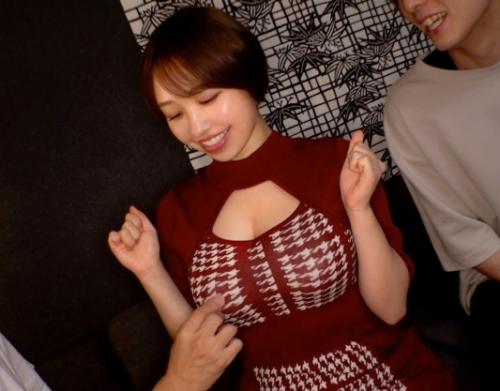 エロ偏差値高めな塾の女先生の、極上パイズリと肉感騎乗位！ムチムチ巨乳ボディ「りほさん 22歳 塾講師」