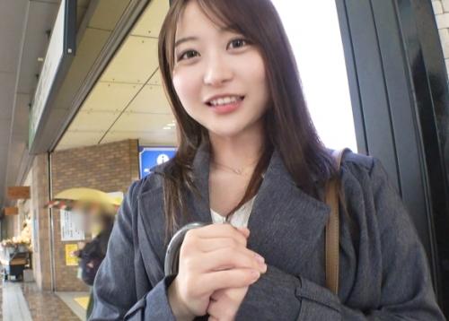 小動物系女子、本屋で働くインドア派のお姉さんがＡＶ体験撮影「りなちゃん21歳」はキツマン名器の持ち主！