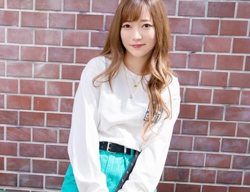 147cmのミニマムギャルがＡＶデビュー【森本あやめ】22歳、ガチ肉食の低身長娘がＡＶに降臨！