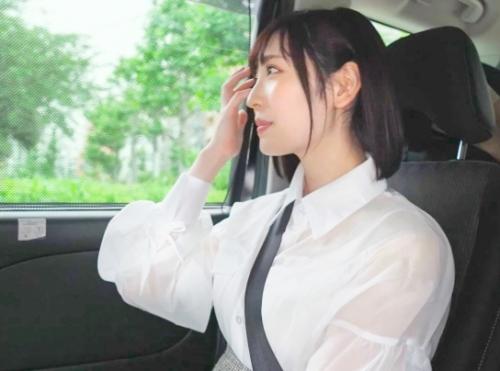 元グラビアアイドル「瀧本雫葉」ＡＶデビュー、初ヌードとセックスを披露してくれる！