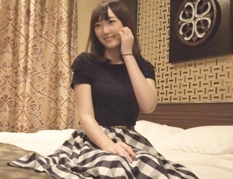 パティシエとして働いている「うたちゃん 20歳」は、彼と中々エッチが出来ないので応募してきました！