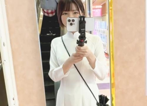 ベトナムの民族衣装を着た美少女と生ハメはめ撮り！ベトナムに留学していた「ゆいちゃん 18歳」が一時帰国！