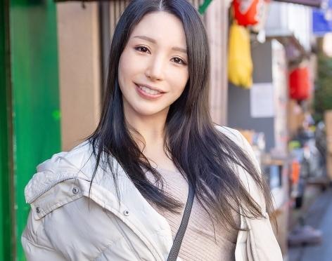 全国エロ人妻・東京都昭島市！Ｈカップ巨乳の美人妻「紗英さん 40歳」社長夫人だそうですが、ＳＥＸの相性はよくないそうです