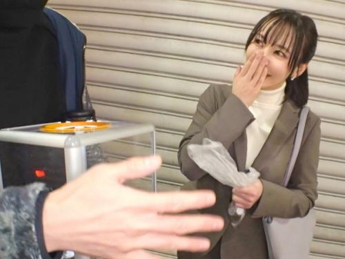 新宿で現金つかみ取りを利用してナンパ！中学校で家庭科の先生をしている「ゆりさん 30歳」は、教頭先生と不倫中だとか！