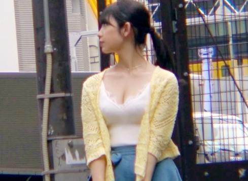 一般素人女性応募！でかいオッパイ「はるかちゃん 19歳 短大生」男優さんとエッチしてみたい好奇心旺盛なエロエロ娘！