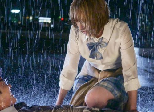 美少女ＪＫびしょ濡れ輪姦！いじめっ子を不良達から仇となる、強気のギャルが不良達に犯される！