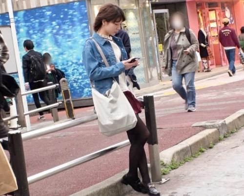 原宿で女の子探し開始！買い物中の「かなちゃん 22歳」にエッチな撮影をしたいとお願いし、電マ責めでその気にさせる！