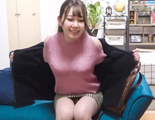 ヤリ部屋セックス隠し撮り！関西から上京したばかりの「ひなのちゃん 19歳 学生」を部屋に連れ込む事に成功！