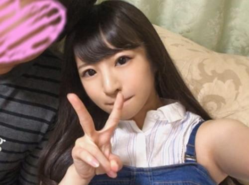 個人撮影・イチャラブハメ撮り！小動物ペット系の童顔美少女「アカネちゃん 20歳」と彼氏のデレデレ性交！