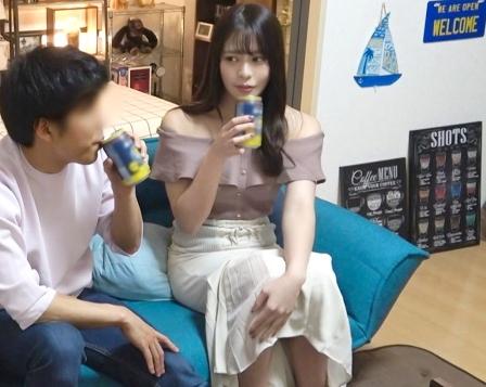ヤリ部屋セックス隠し撮り！抜群のプロポーションの「せりなさん24歳」ラウンドガールをしている美人なお姉さん！