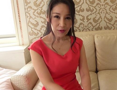セレブ熟女・激ピス中出し！叶姉○の叶○子を想わせるセレブ系熟女、旦那さんはお医者様をしているそうです！