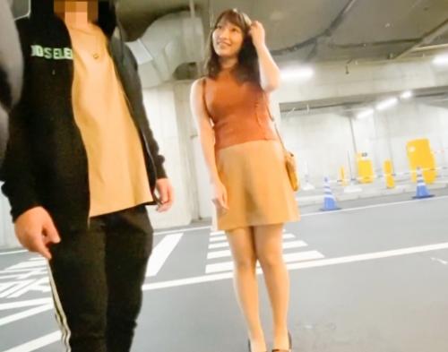 美白肌Ｆカップ巨乳銀行員のお姉さんと中出しセックス！仕事が忙しく、性欲を満たすため風俗で働く「ゆいなさん 25歳」