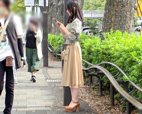 ピュアで清楚系なお姉さんがＡＶ体験撮影！「奈月さん 23歳 デパートの受付」男性経験が少ない事を克服するため応募！